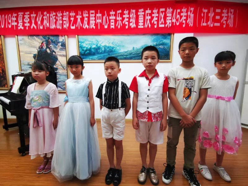 d66c1ff9a537a15ad572ca8f19e3f51.jpg