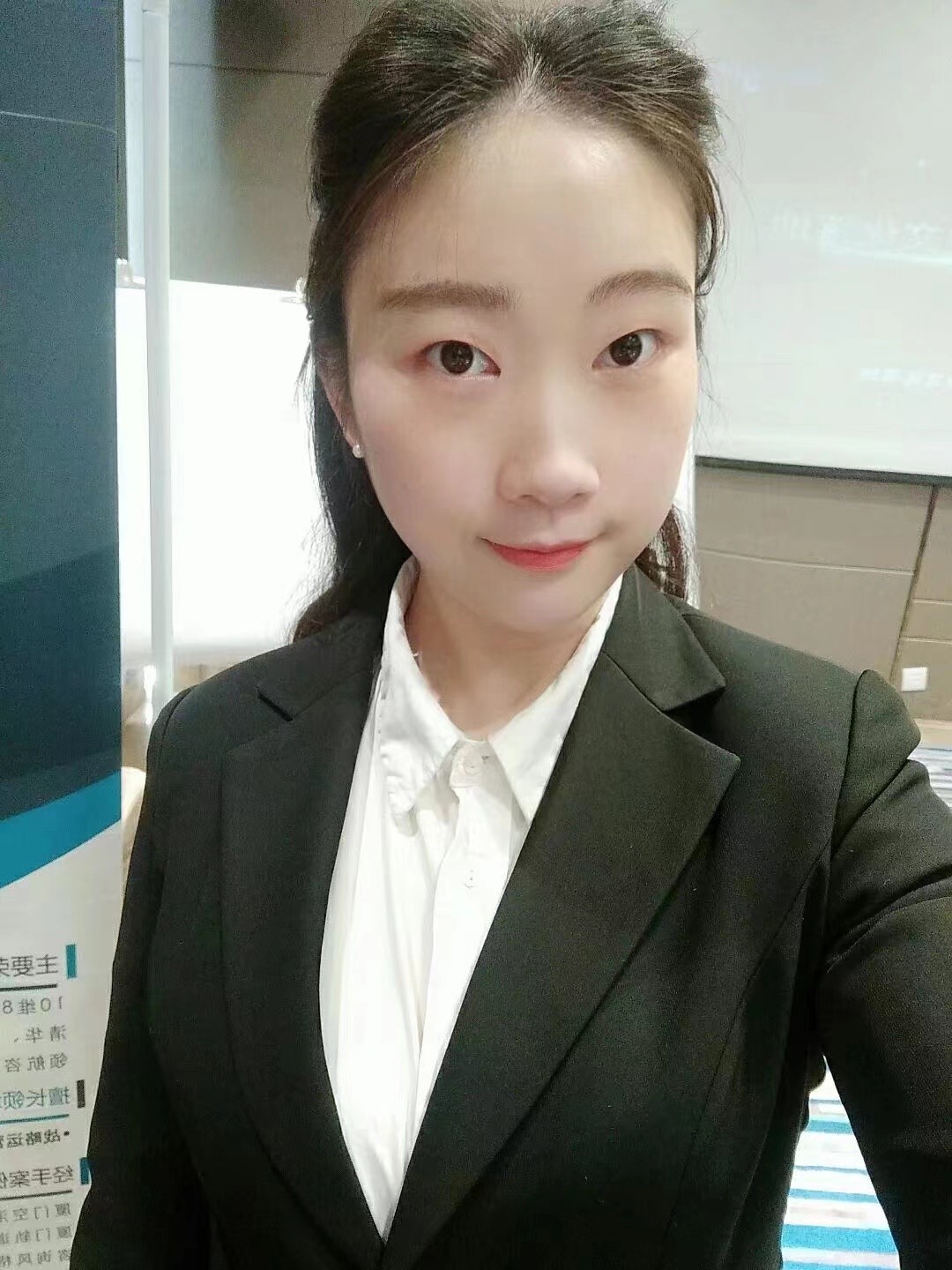 黄琪隐.jpg